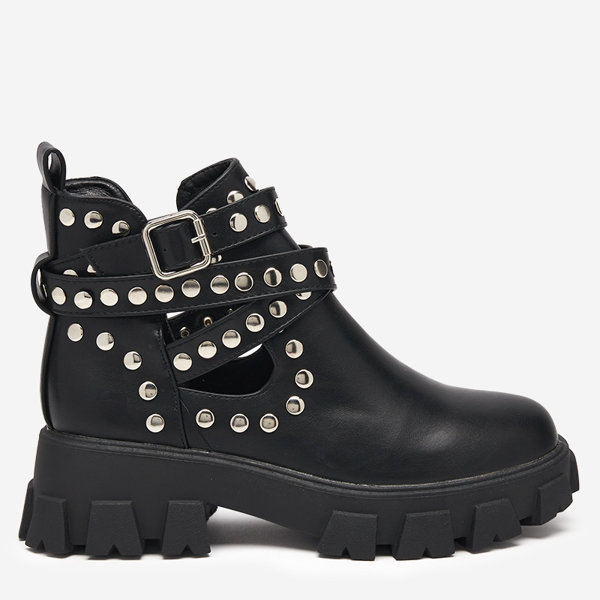 OUTLET Black women's boots with a thicker sole Alaros - Footwear
