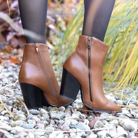 Brown women's boots on the post Censhia - Footwear