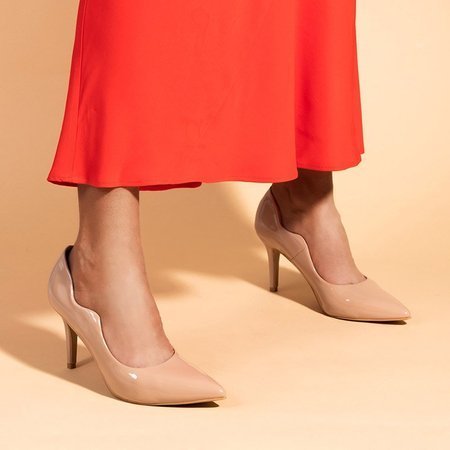 OUTLET Beige and pink lacquered pumps on a stiletto heel Konstancja - Footwear