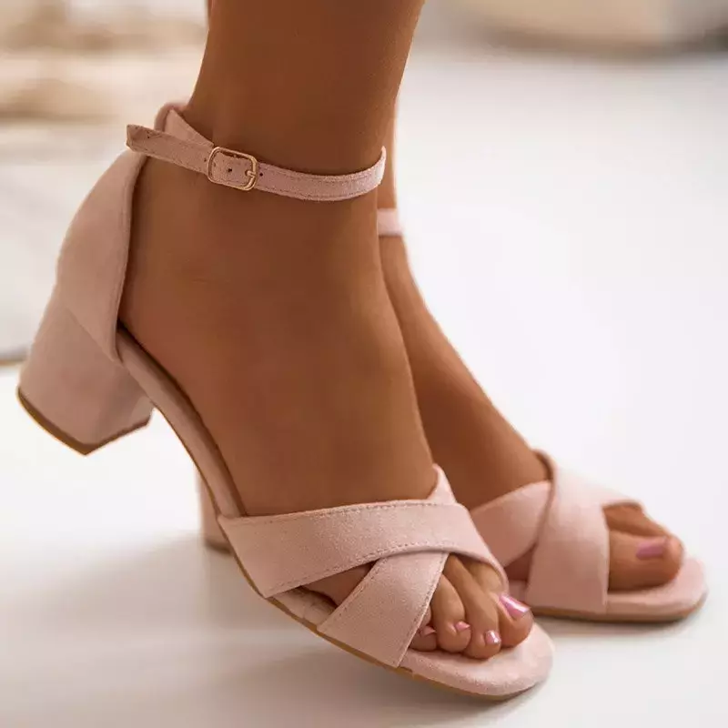 OUTLET Pink women's sandals on a low post Bune - Footwear