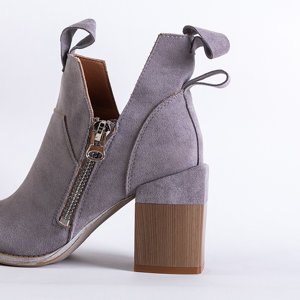 Gray women's boots on a square post Darera - Footwear