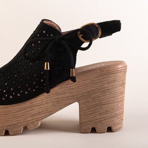 OUTLET Black women's openwork sandals on the Noris post - Footwear