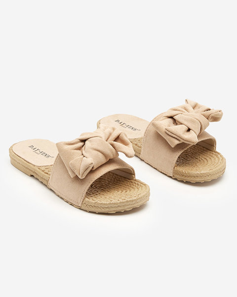 OUTLET Ladies' beige slippers with a Terina bow - Footwear
