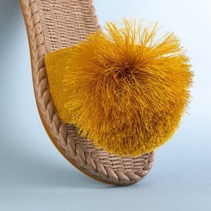 Women's slippers with a pompom in yellow Azrail - Footwear